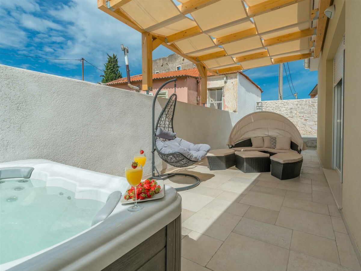 Villa Villa Donato with Jacuzzi