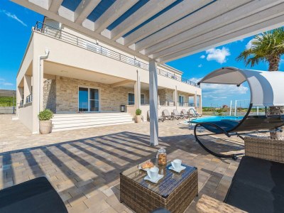 Villa Villa Providenca with heated pool - Outdoor photo 7