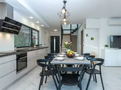 Villa Villa Tuta with heated pool - Features photo 24