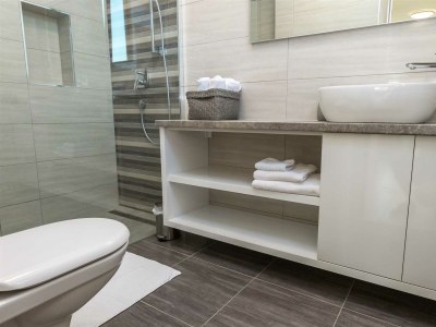 Villa Villa Tuta with heated pool - Features photo 40