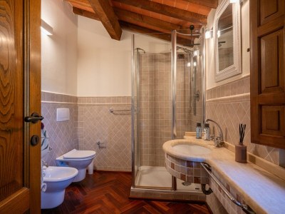 Holiday house Villa in Tuscany with Pool and Olive Grove - Features photo 28