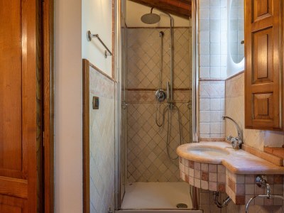 Holiday house Villa in Tuscany with Pool and Olive Grove - Features photo 31