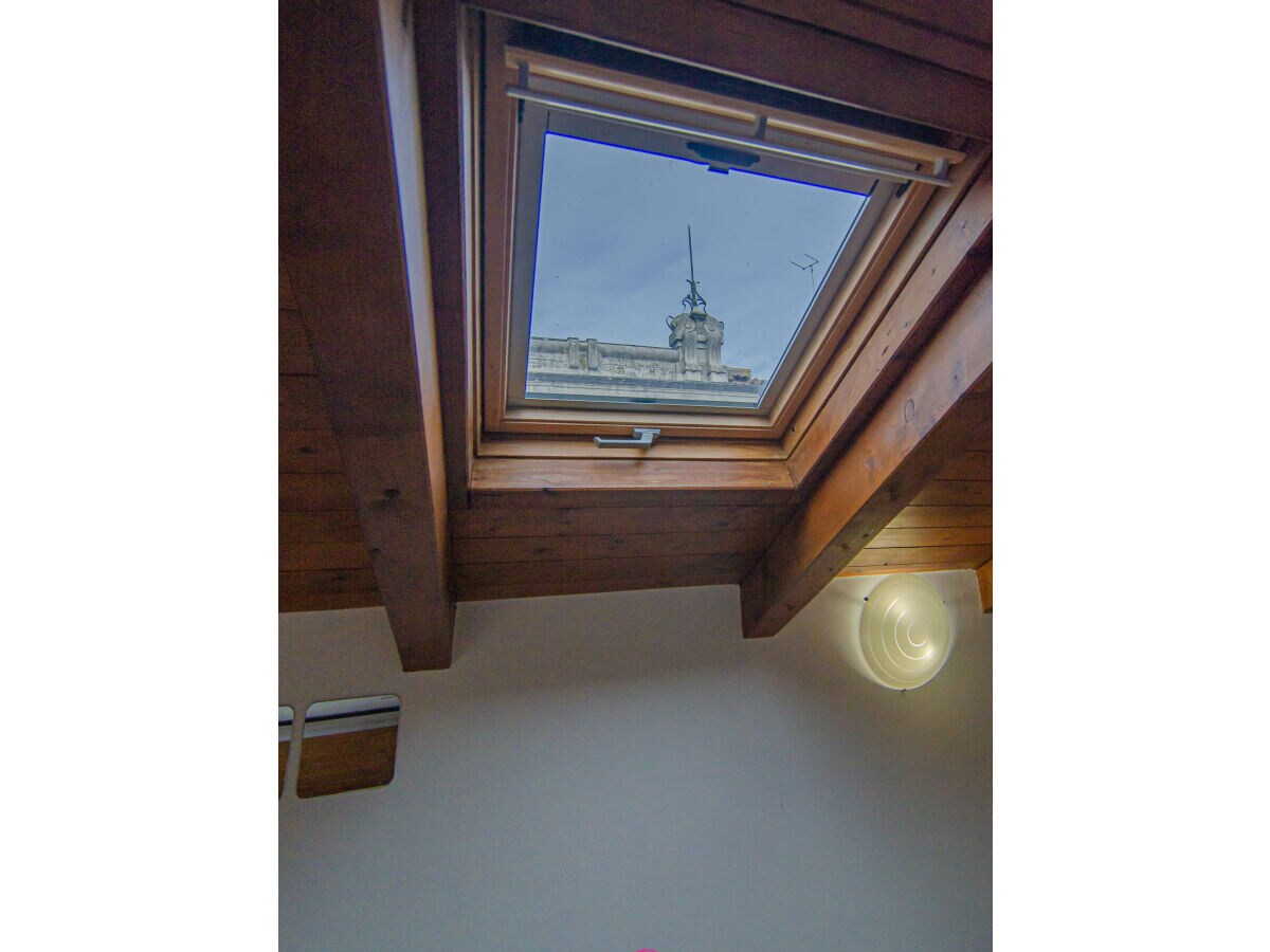 Holiday house No title