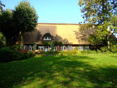 Holiday apartment - Krautsand - Vacation Apartment Nr. 1 - Outdoor photo 2