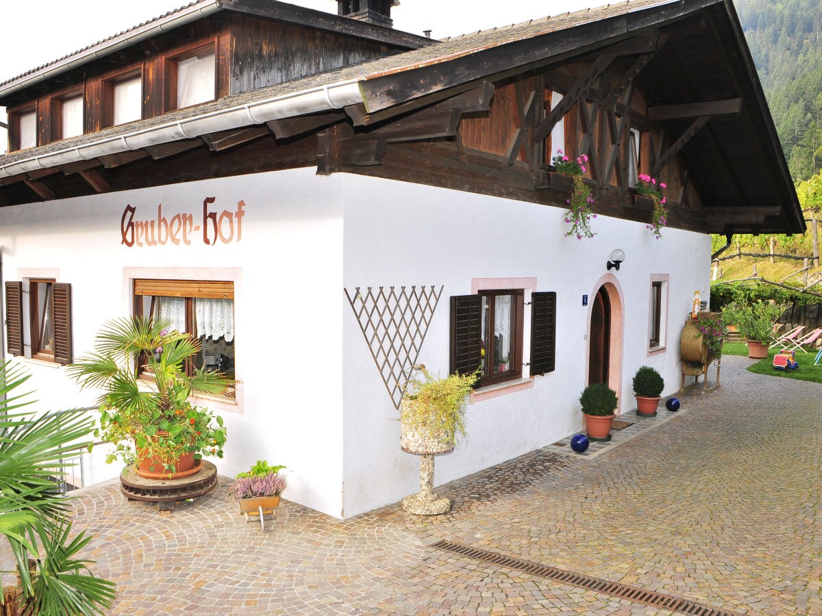 Holiday apartment Lana at Gruberhof Farm - Outdoor photo 2