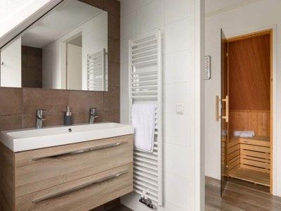 Holiday park Holiday home in Langelille near Lake - Features photo 8