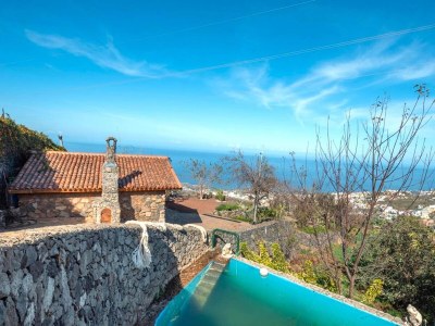 Cottage Holiday Home in Tenerife with Private Garden - Outdoor photo 9