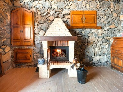 Cottage Holiday Home in Tenerife with Private Garden - Features photo 28