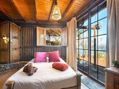 Cottage Holiday Home in Tenerife with Private Garden - Features photo 29