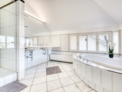 Apartment Appartement/Fewo, Dusche und Badewanne, Balkon - Outdoor photo 13