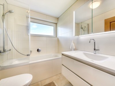 Apartment Ferienhaus, Dusche und Badewanne, Terrasse - Outdoor photo 10