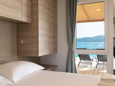 Mobile home Resort Deluxe Mobile Home (6+1) Beachfront - Features photo 16