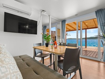 Mobile home Resort Deluxe Mobile Home (6+1) Beachfront - Features photo 28