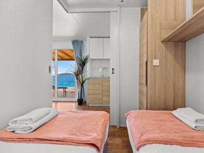 Mobile home Resort Deluxe Mobile Home (6+1) Beachfront - Features photo 30