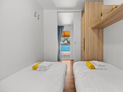 Mobile home Resort Deluxe Mobile Home (6+1) Beachfront - Features photo 32