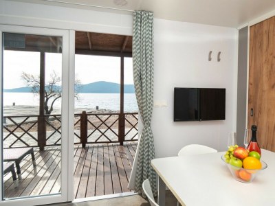 Mobile home Resort Premium Mobile Home (4+1) Beachfront - Features photo 14