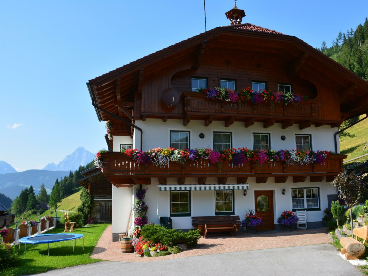 Holiday room Doppelzimmer mit Dusche, WC, Balkon