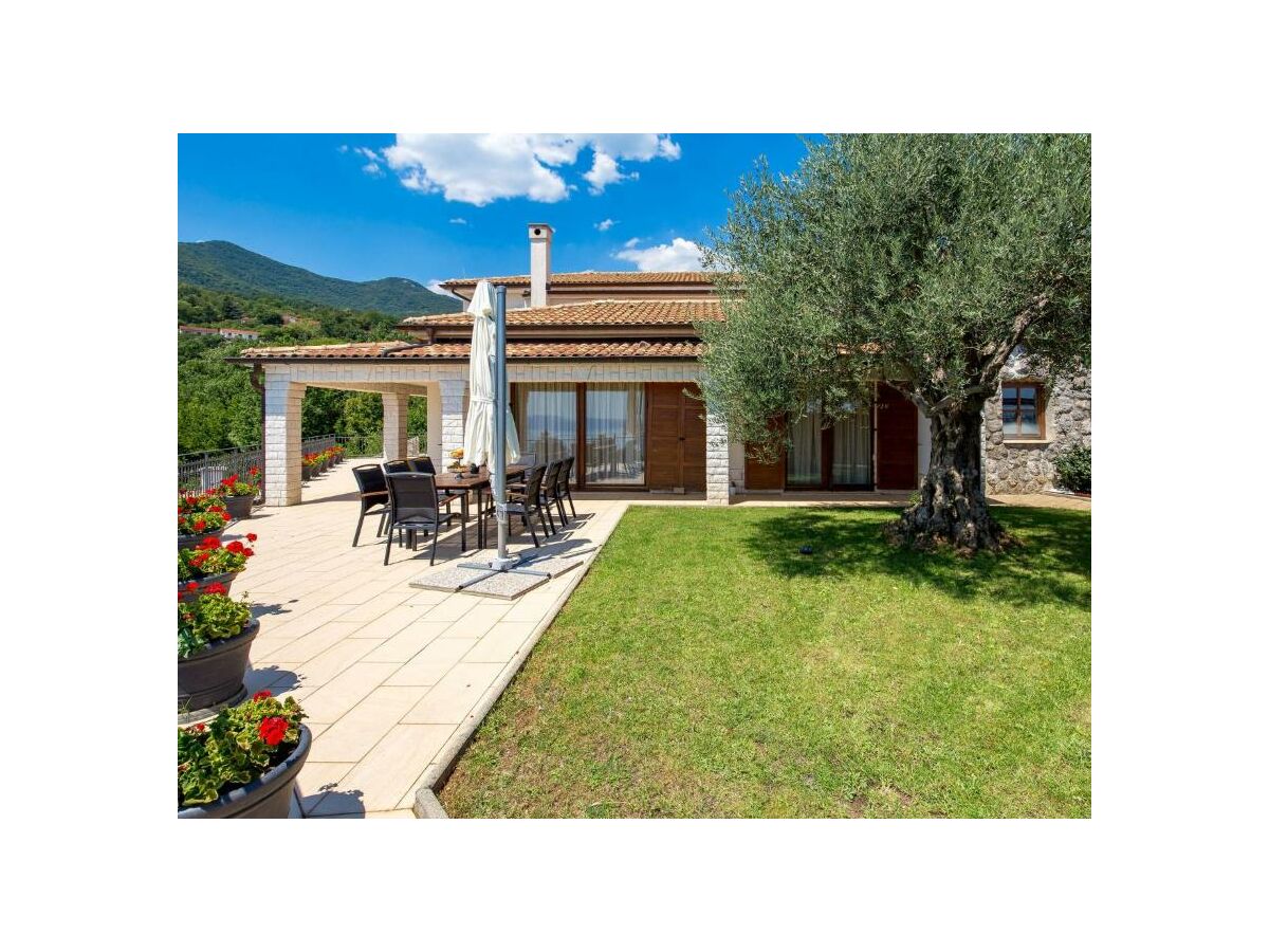 Holiday house Lela - Outdoor photo 3