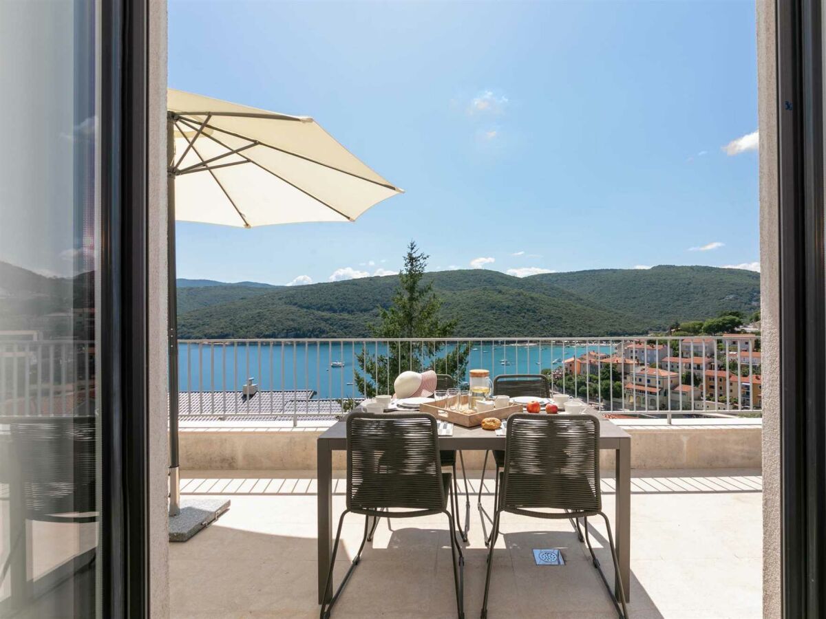 Apartment Kanat II with beautiful sea view