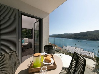 Apartment Premium apartment Kanat III with a sea view in Rabac - Apartment