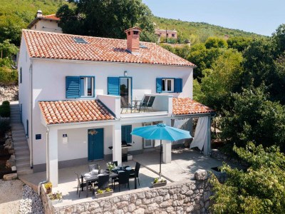 Holiday house Casa Dorella in peaceful location with a sea view in Viškovići - Holiday house