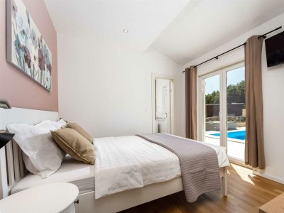 Holiday house Casa Piano in a calm village enveloped by nature - Features photo 7