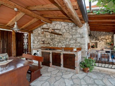 Holiday house Haus Salakova a lovely vintage stone house - Outdoor photo 3
