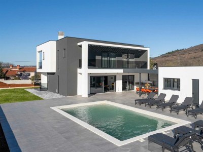 Villa Villa Aria a peaceful retreat with a playground in Brgod - Villa