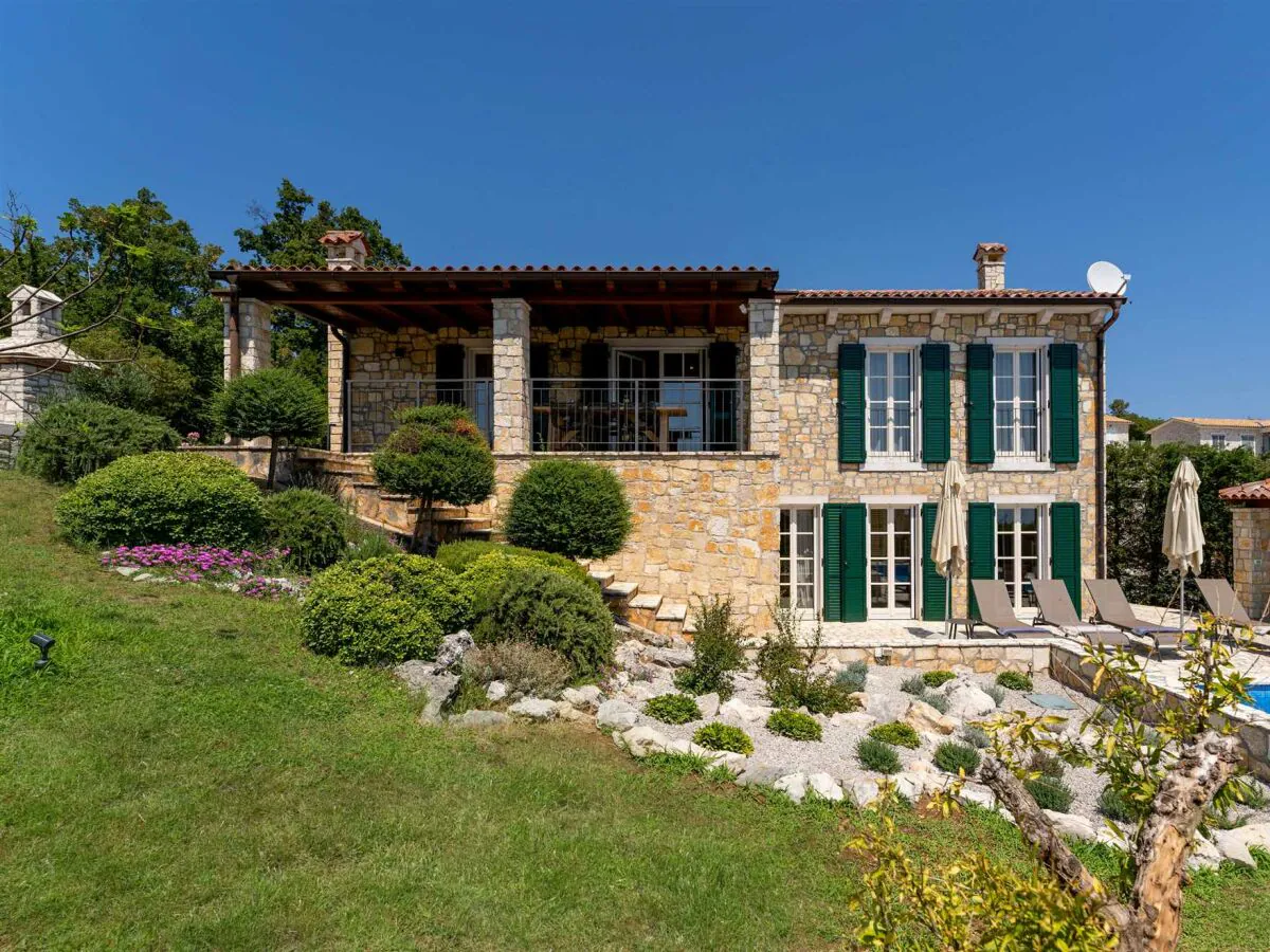 Villa Cheerful sea view villa Franka in a quiet location - Outdoor photo 2