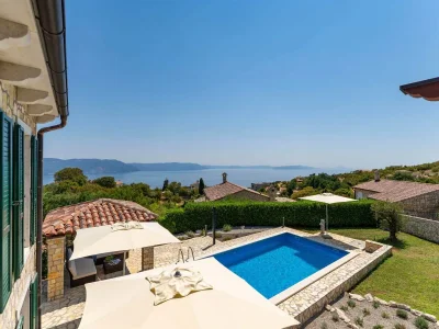 Villa Cheerful sea view villa Franka in a quiet location - Outdoor photo 8