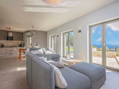 Holiday house Villa Soleil in peaceful location with a sea view - Features photo 15