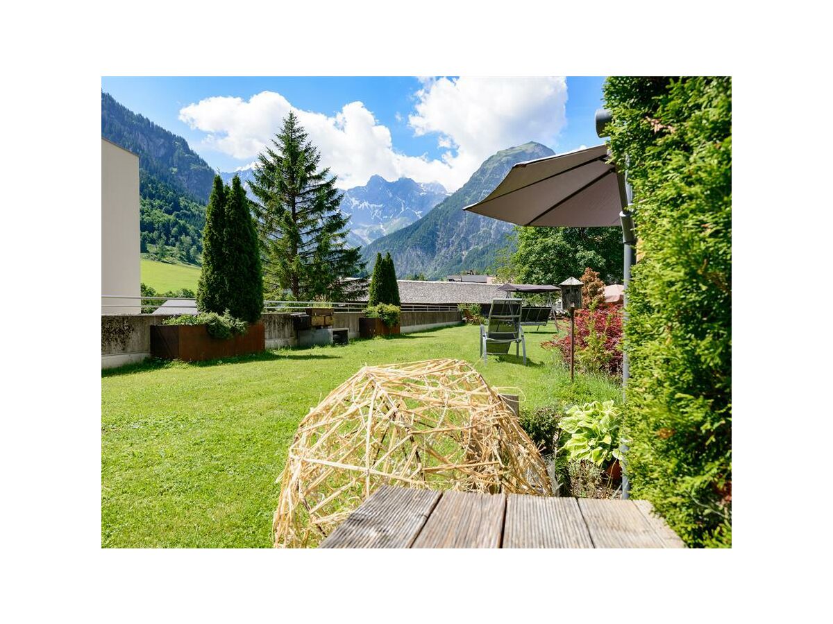 Apartment Zweibettzimmer, Dusche/WC, Küchenblock, neuwertig - Outdoor photo 2