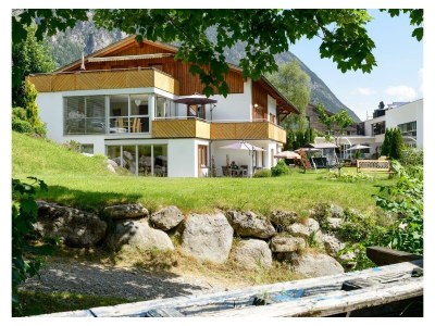 Apartment Zweibettzimmer, Dusche/WC, Küchenblock, neuwertig in Brand - Apartment