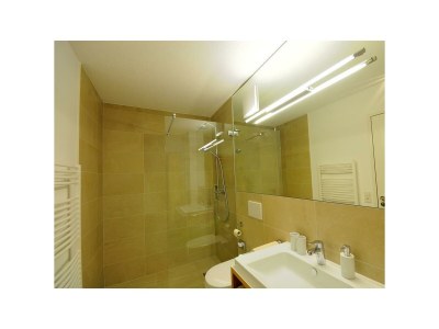 Apartment Zweibettzimmer, Dusche/WC, Küchenblock, neuwertig - Outdoor photo 13