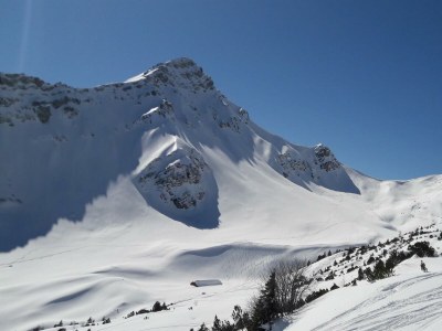 Apartment Zweibettzimmer, Dusche/WC, Küchenblock, neuwertig - Outdoor photo 17