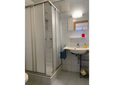 Apartment Zweibettzimmer, Dusche/WC, Küchenblock, neuwertig - Outdoor photo 39