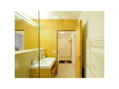 Apartment Zweibettzimmer, Dusche/WC, Küchenblock, neuwertig - Features photo 49