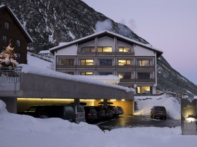 Apartment s' Familäre - Outdoor photo 2