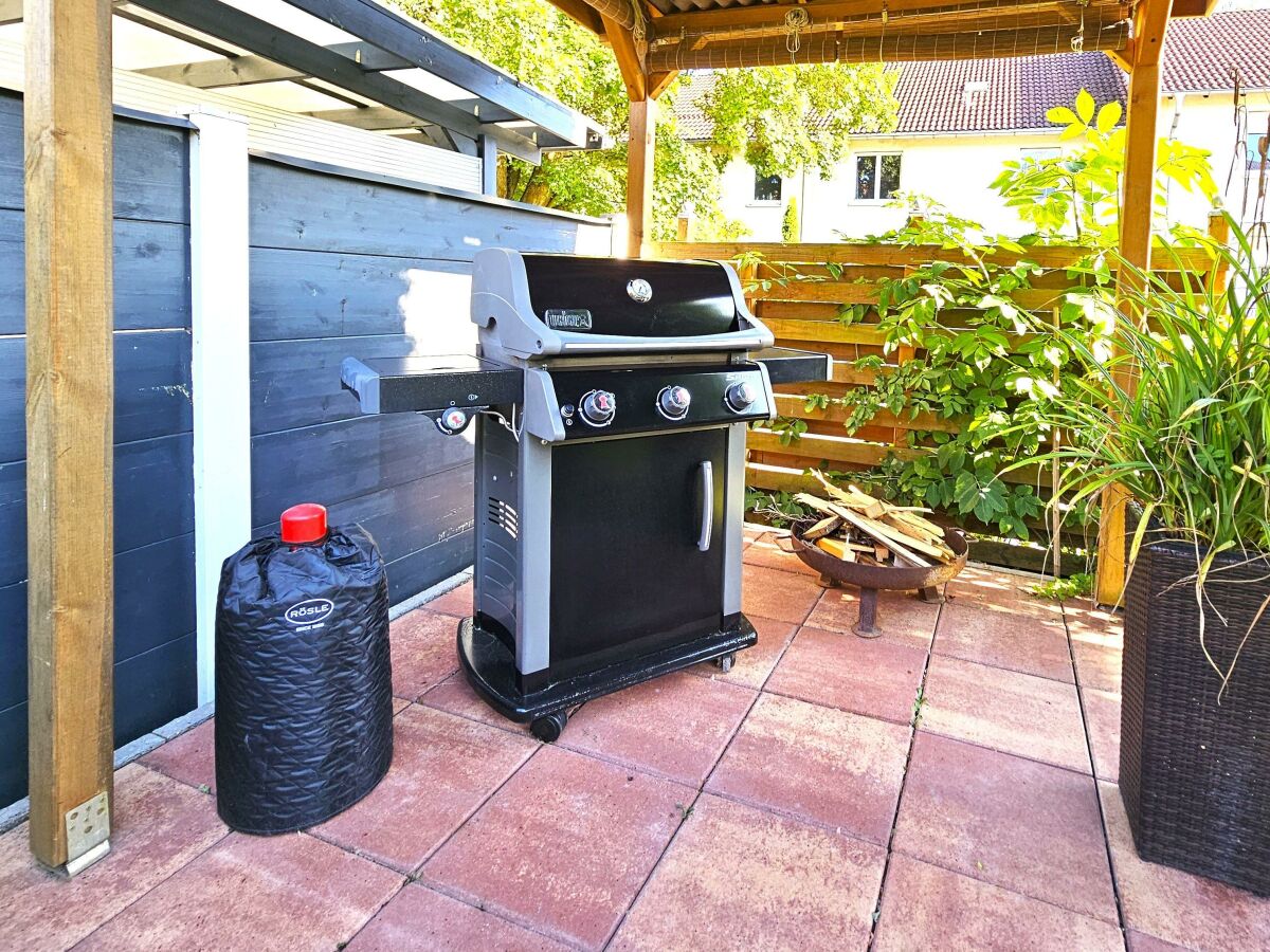 Apartment Ferienhaus, Dusche und Bad, WC, 3 Schlafräume - Outdoor photo 2