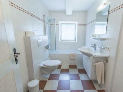 Apartment Ferienhaus (8-14 Personen/6 SZ) - Features photo 39