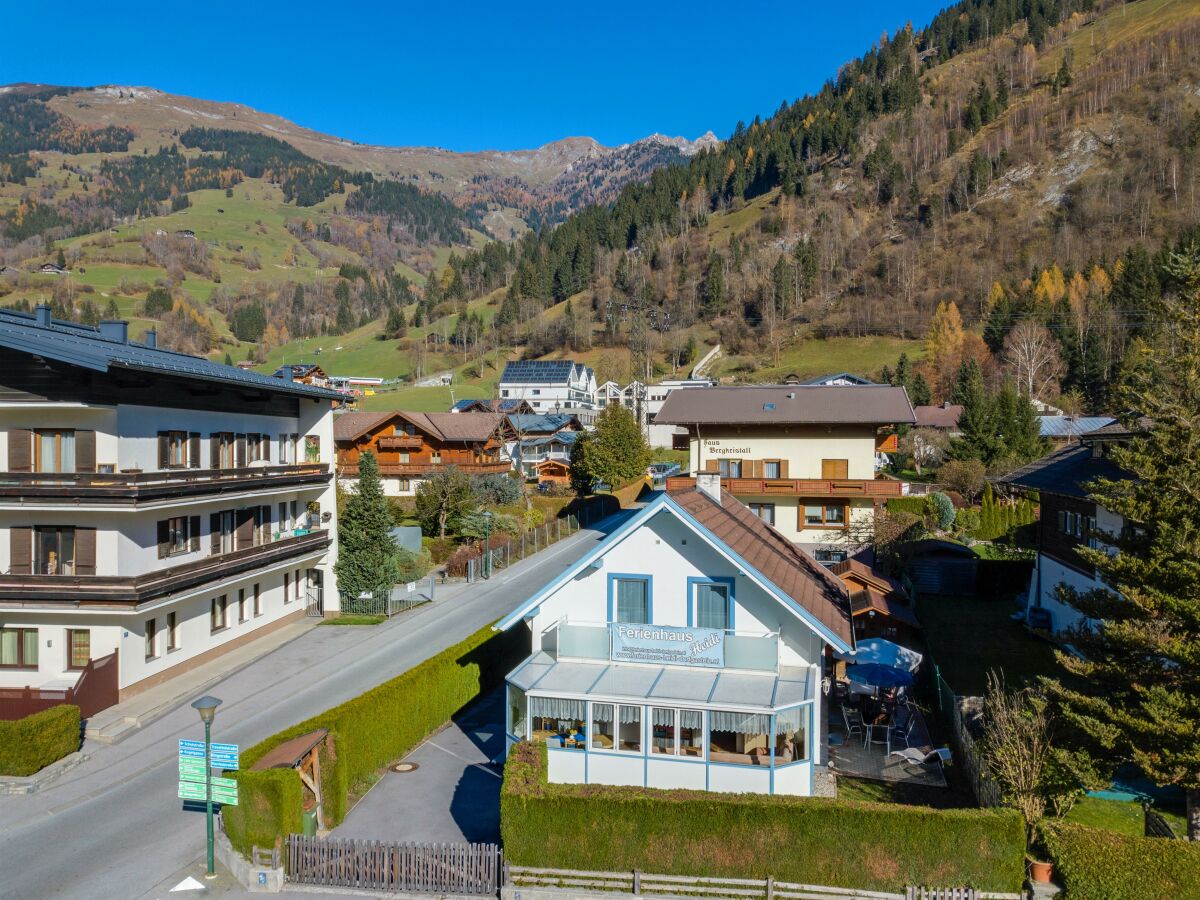 Apartment Ferienhaus, Dusche und Bad, WC, 3 Schlafräume
