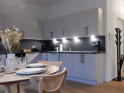 Apartment Maisonette │ Altstadt │ Parkplatz │ Küche │96 m² - Outdoor photo 11