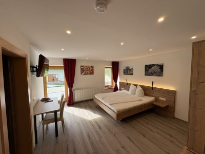 Holiday room Doppelbettzimmer mit Frühstück - Features photo 47