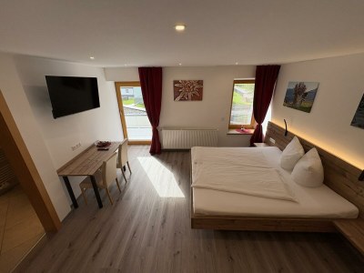 Holiday room Doppelbettzimmer mit Frühstück - Features photo 49