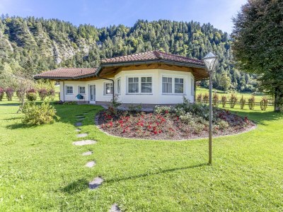 Apartment Chalet, Dusche und Bad, WC, gartenseitig - Features photo 98