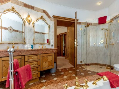 Apartment Chalet, Dusche und Bad, WC, gartenseitig - Features photo 107