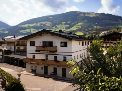 Apartment Apartment 3 in Hollersbach im Pinzgau - Apartment