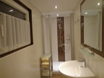 Holiday room Doppelzimmer mit Dusche, WC - Features photo 30