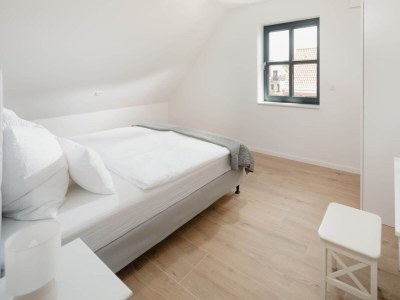 Holiday apartment Küsten Suite West | Seitliche Wasserlage - Features photo 6