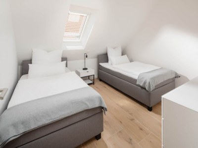 Holiday apartment Küsten Suite West | Seitliche Wasserlage - Features photo 11